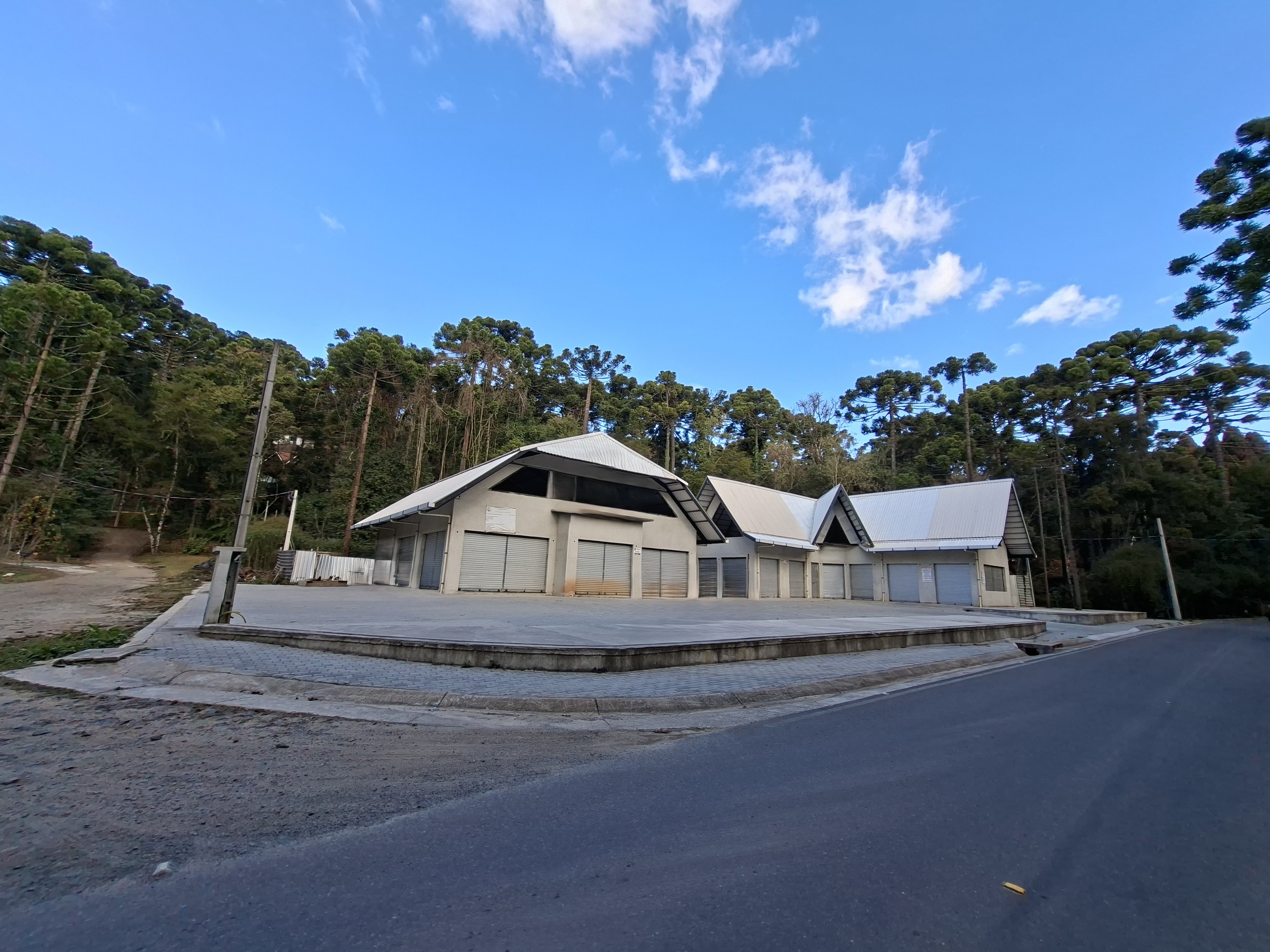 Galpão para locação, 300 m² no bairro Descansópolis em Campos do Jordão/SP.
