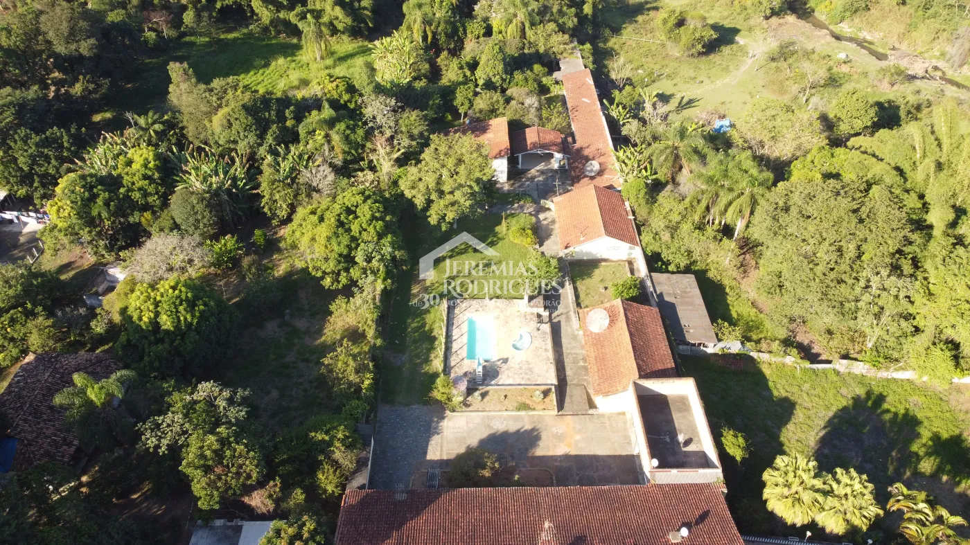 Chácara com 12 dormitórios, 900 m² - Guedes - Tremembé/SP