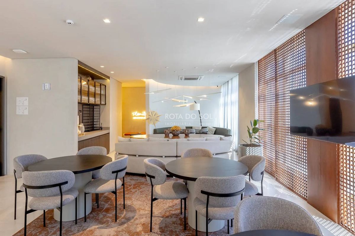 Pleniluni Apartamento 3 Suítes Frente à Avenida Meia Praia Itapema SC