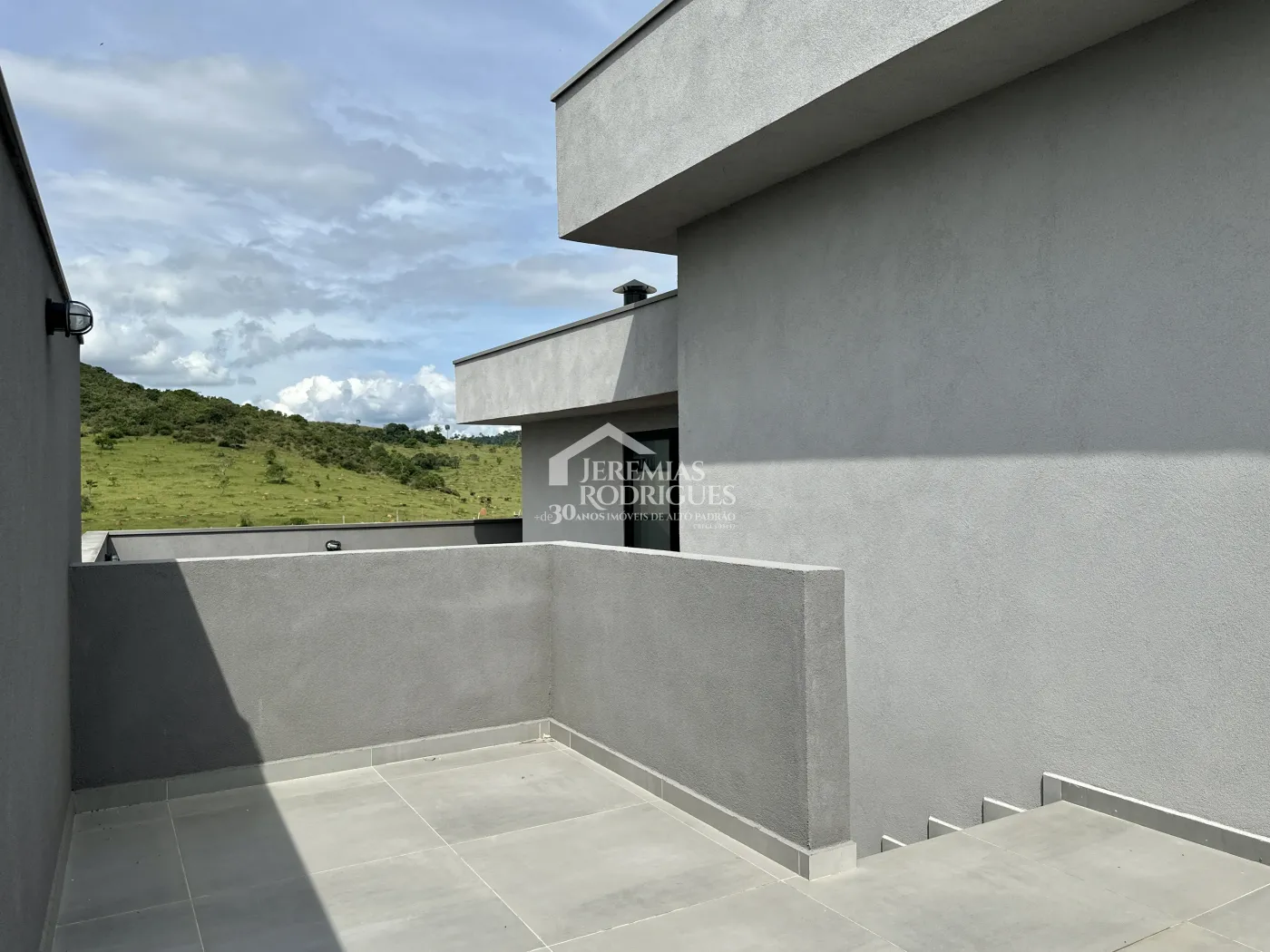 Casa para venda e locação com 3 suítes no Condomínio Cyrela Landscape em Taubaté/SP.