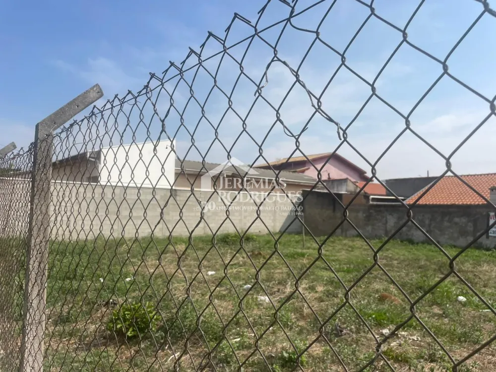 Terreno com 500 m² - Parque Senhor do Bonfim - Taubaté/SP.