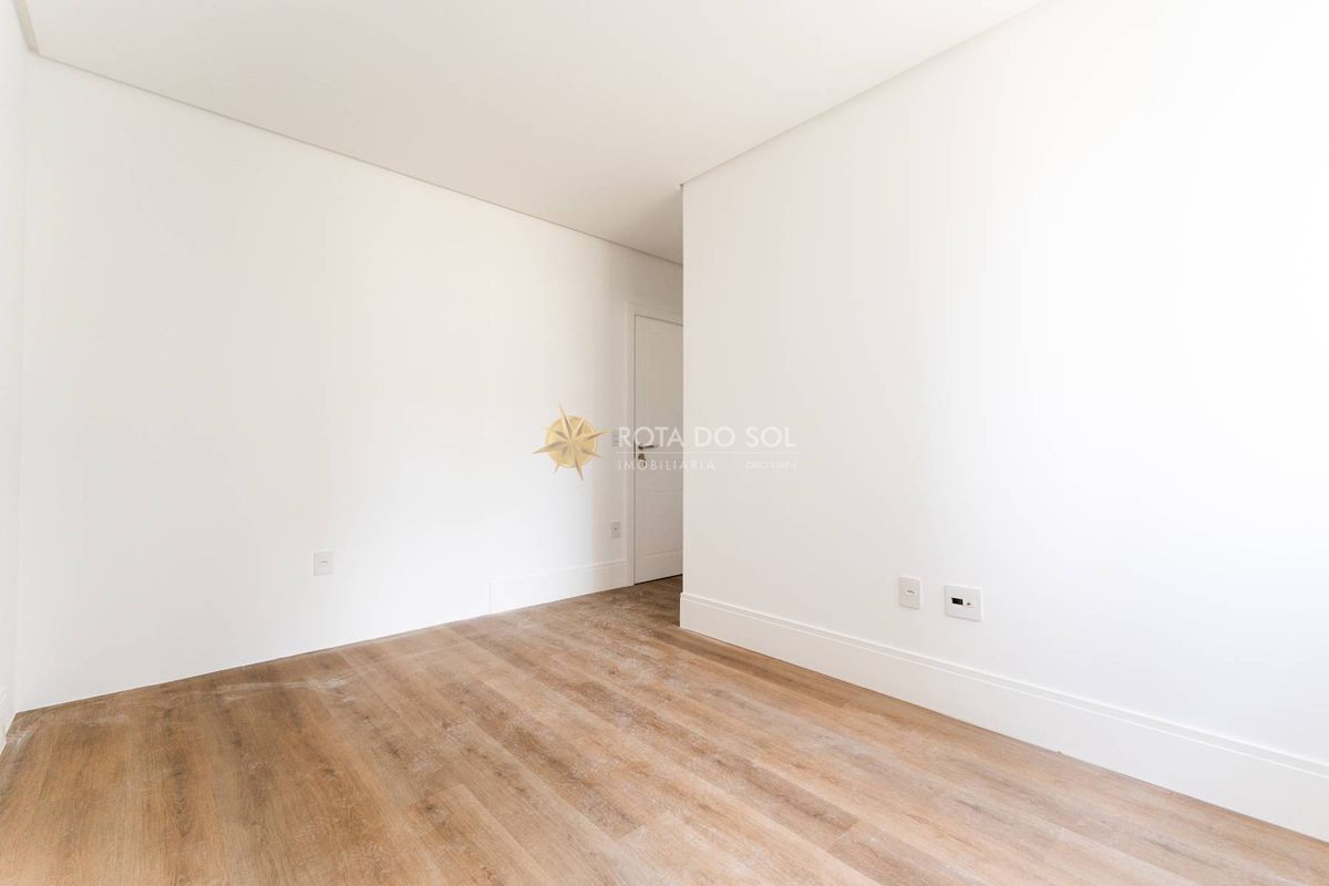 Maison Lafayette Apartamento 4 Suítes Meia Praia Itapema SC