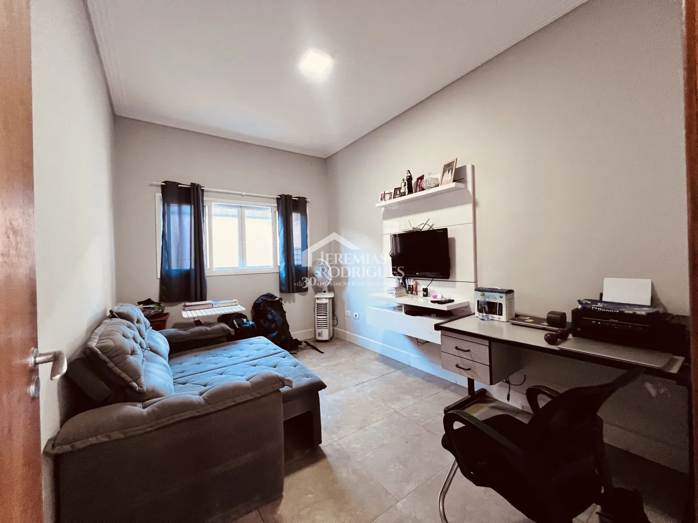 Casa com 3 dormitórios, 310 m² - Condomínio Residencial Ouro Ville - Taubaté/SP