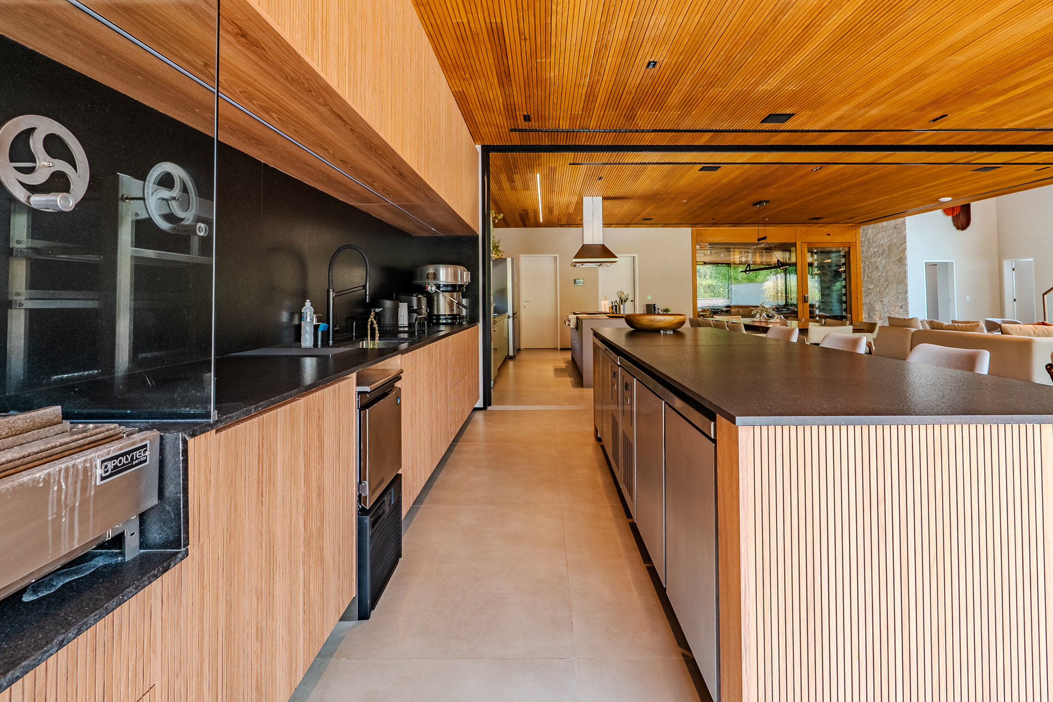 Mansão à venda no Alto do Capivari em Campos do Jordão/SP.