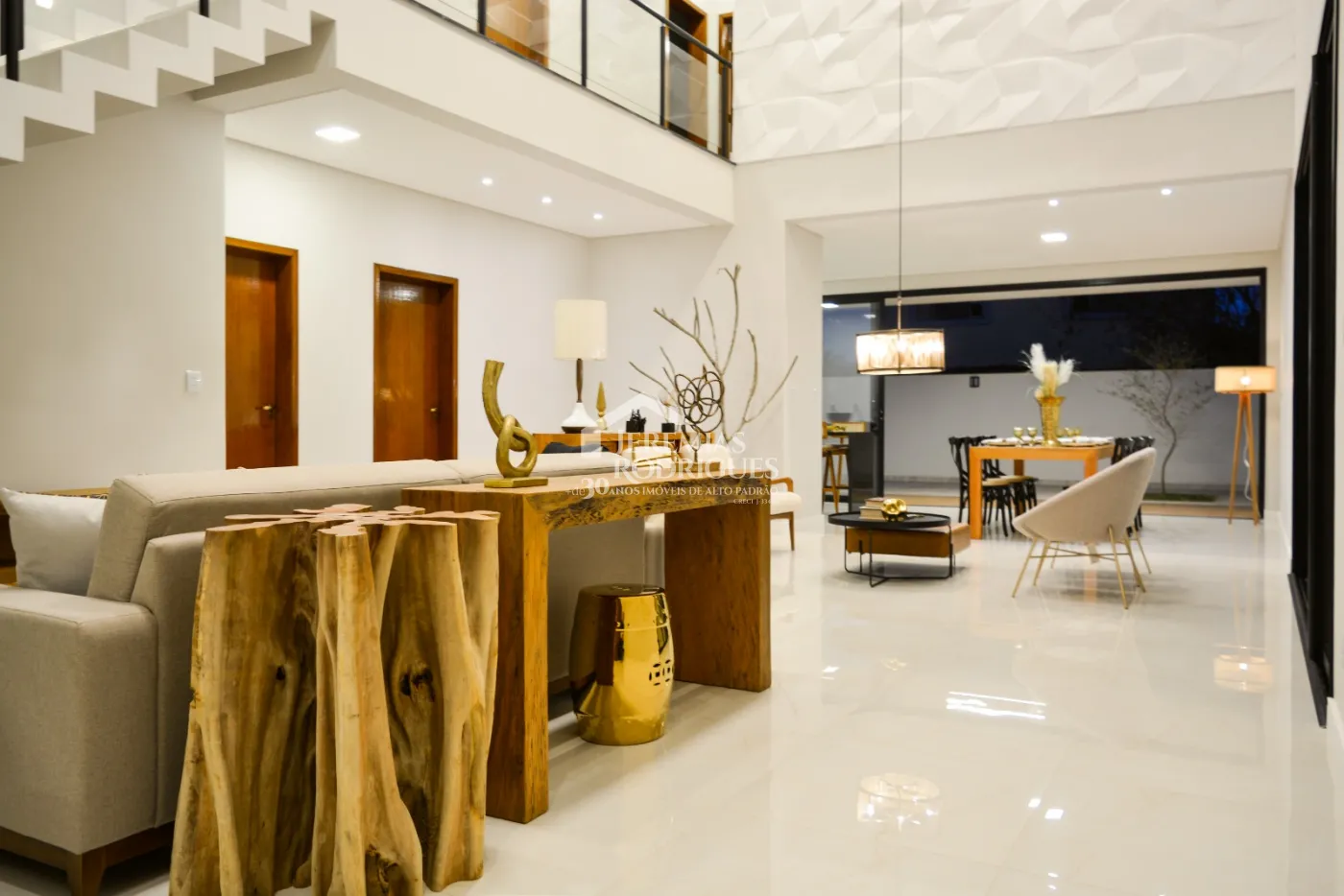 Casa com 4 dormitórios, 245 m² - Condomínio Colinas do Belém - Taubaté/SP