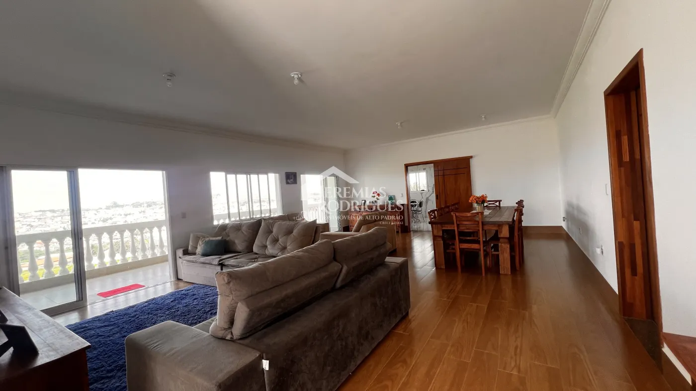 Casa com 3 dormitórios, 307 m² - Condomínio Campos do Conde Taubaté - Taubaté/SP.