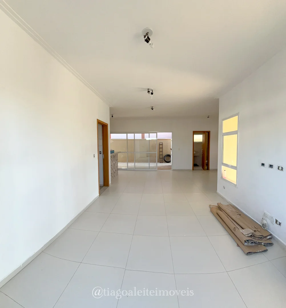 Casa ampla com escritório e área gourmet à venda no Veredas dos Manacás – Pindamonhangaba/SP