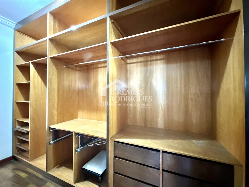 Casa com 4 quartos, 617 m² - Condomínio Taubaté Village - Taubaté/SP