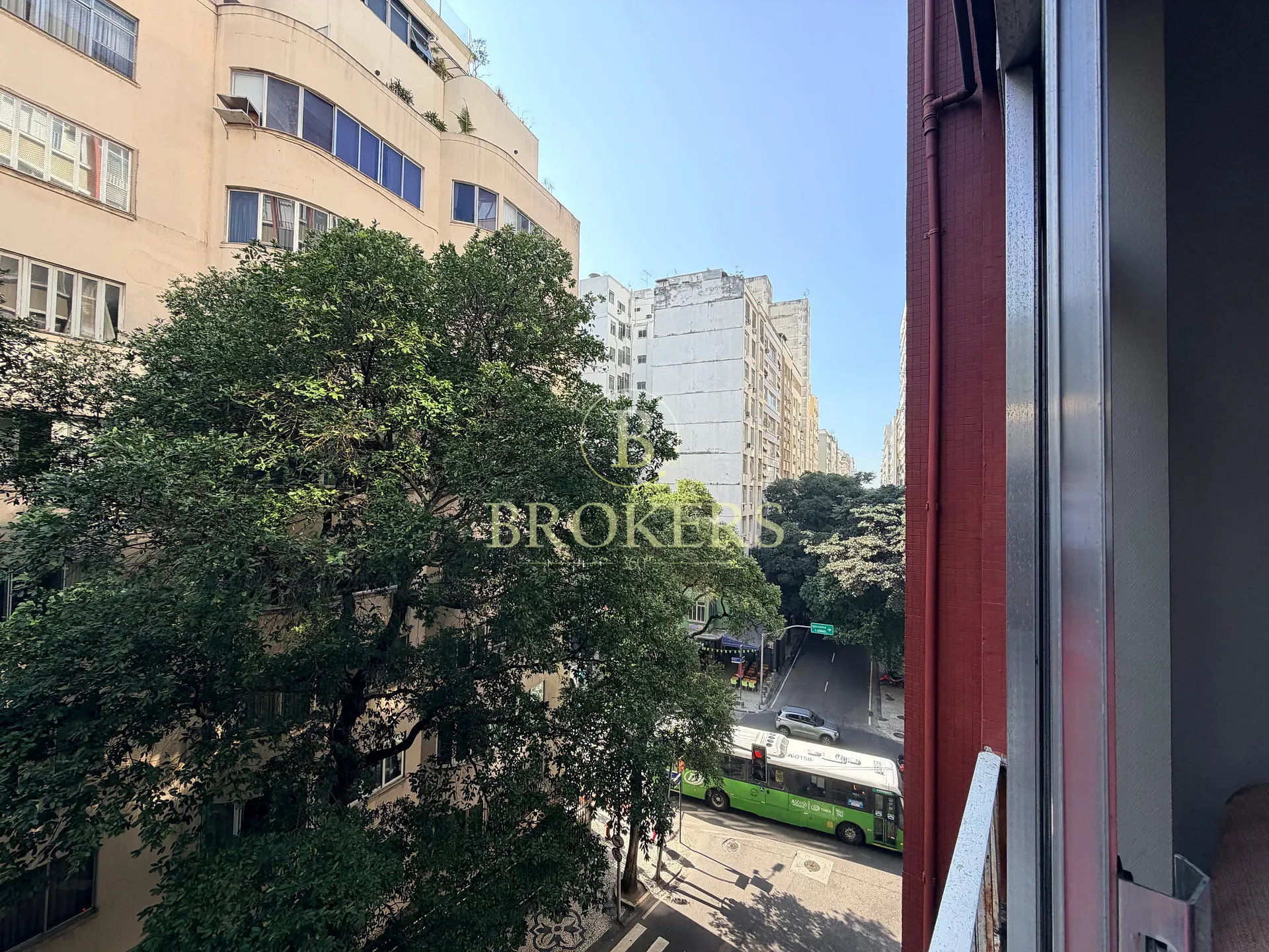 Apartamento à venda de 3 quartos com charme e praticidade a passos do metrô e da praia em Copacaban — foto 4