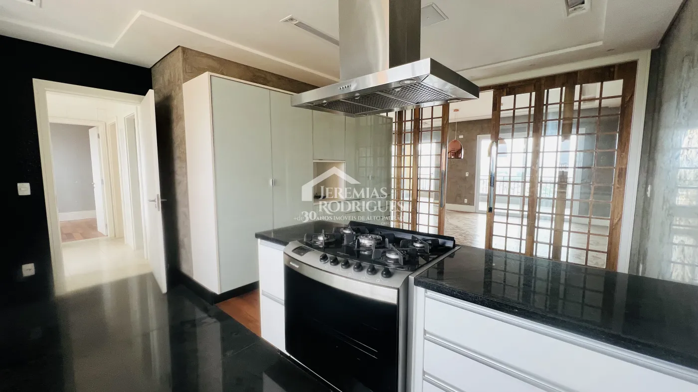 Apartamento à venda com 3 suítes no Edifício Des Arts em Taubaté/SP.