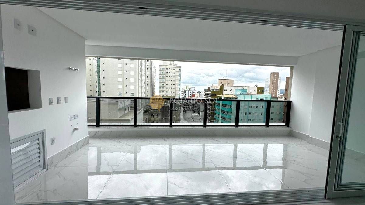 Apartamento 4 Suítes Meia Praia Itapema SC