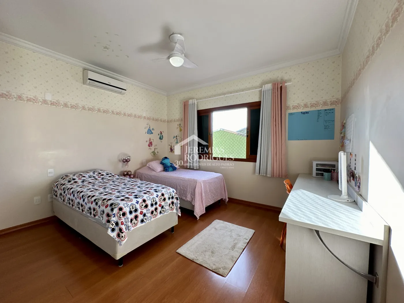 Casa com 3 suítes, 386 m² - Condomínio Taubaté Village - Taubaté/SP