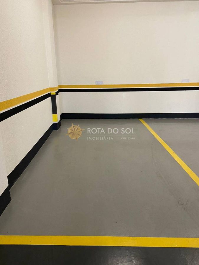 Residencial La Victoria apartamento 3 Suítes e 3 Vagas em Meia Praia Itapema SC