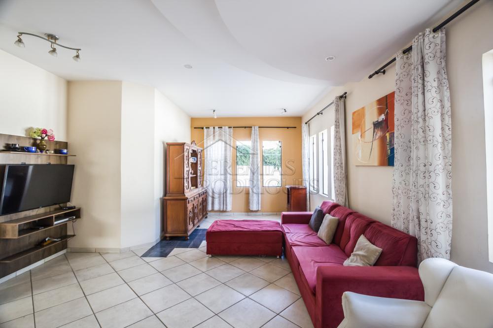 Casa para venda e locação  no Condomínio Taubaté Village em Taubaté/SP.