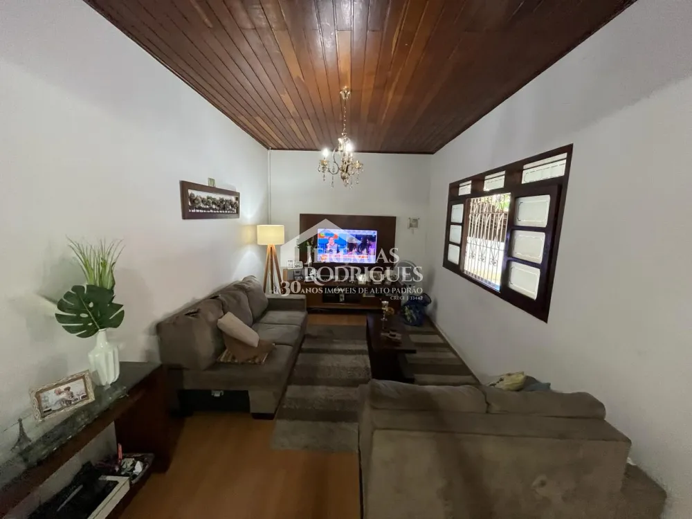 Casa com 3 dormitórios, 235 m² - Centro - Pindamonhangaba/SP