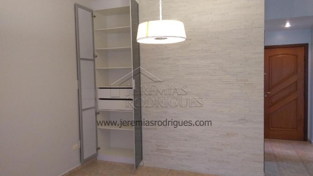 Apartamento à venda com 3 dormitórios, 146 m² no Edifício Olímpia em Taubaté/SP. 