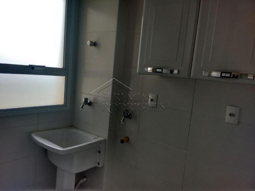 Apartamento com 3 dormitórios para locação, 89M² no Edifício New Way Tower em Pindamonhangaba/SP