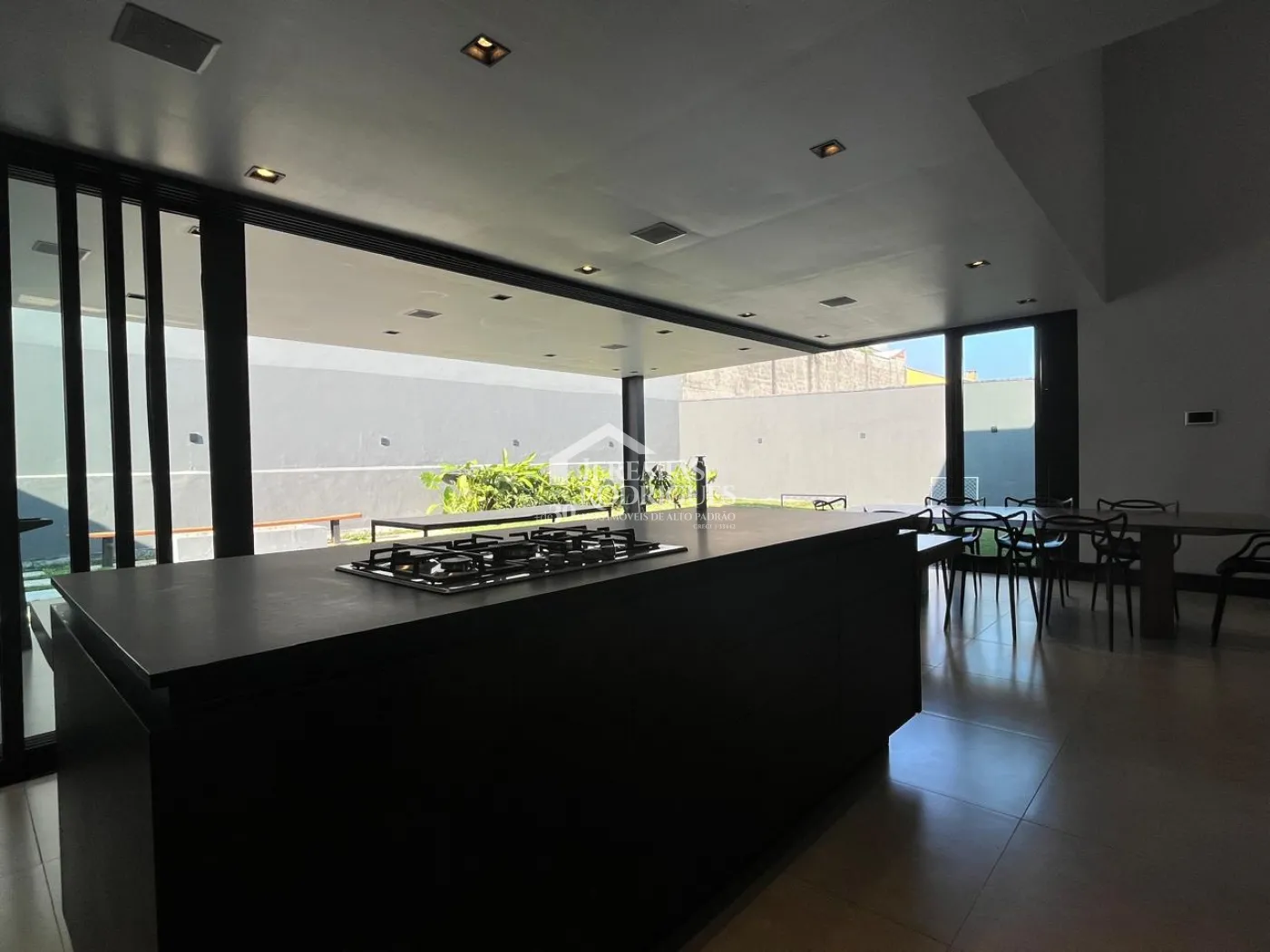 Casa com 3 dormitórios, 300 m² - Residencial Santa Helena - Caçapava/SP