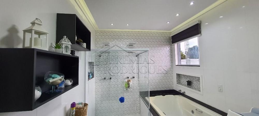 Casa à venda com 3 suítes no Condomínio Parque das Araucárias em Tremembé/SP.