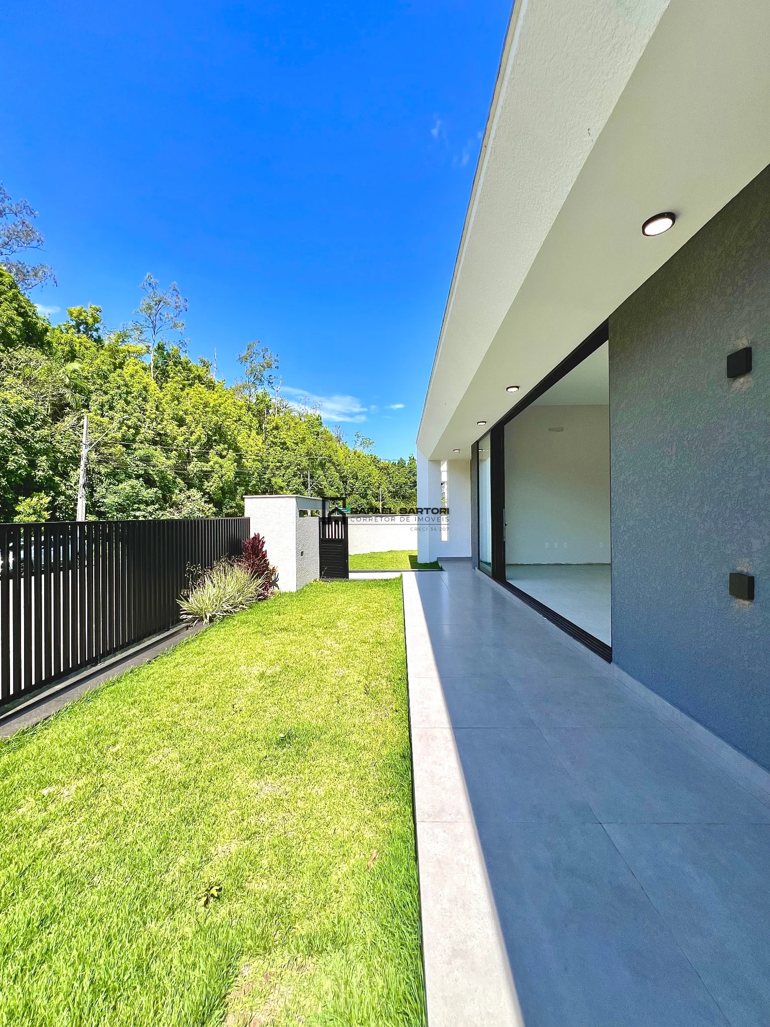 CASA NOVA COM 03 QUARTOS TRES RIOS DO SUL
