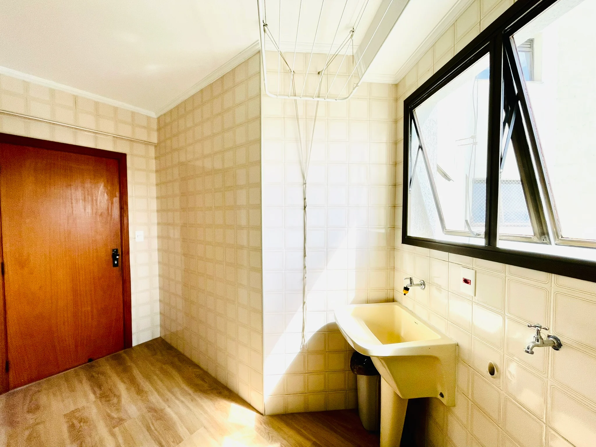 Apartamento à venda com 3 dormitórios, 173m² no Condomínio Green Tower em Taubaté/SP