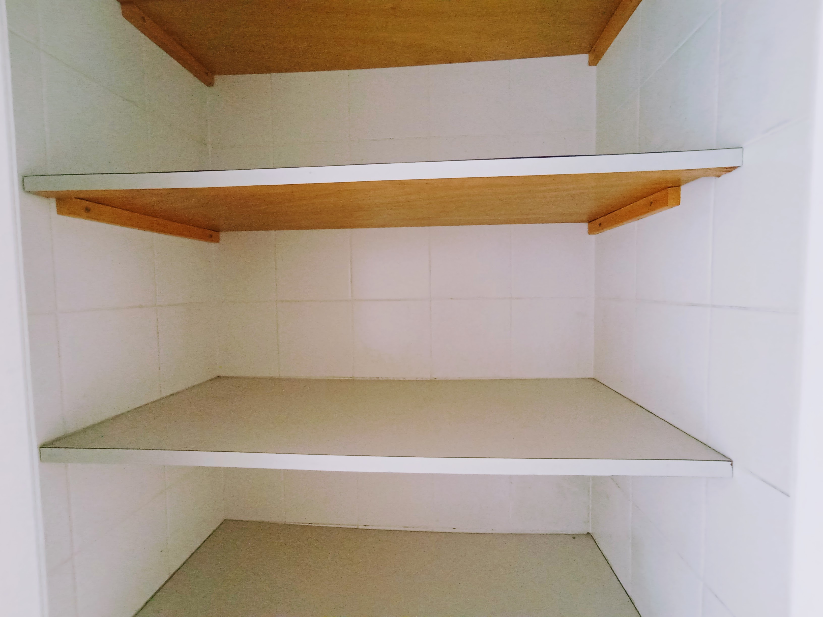 Cobertura à venda com 3 dormitórios, 125 m² no Edifício Michel Abud em Taubaté/SP.