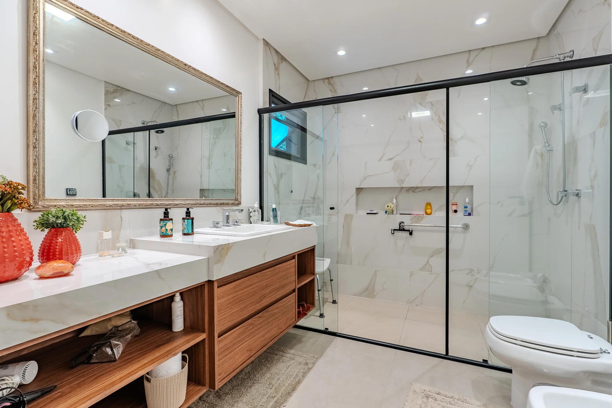 Casa à venda com 4 suítes no Residencial Santo Antônio em Santo Antônio do Pinhal/SP.