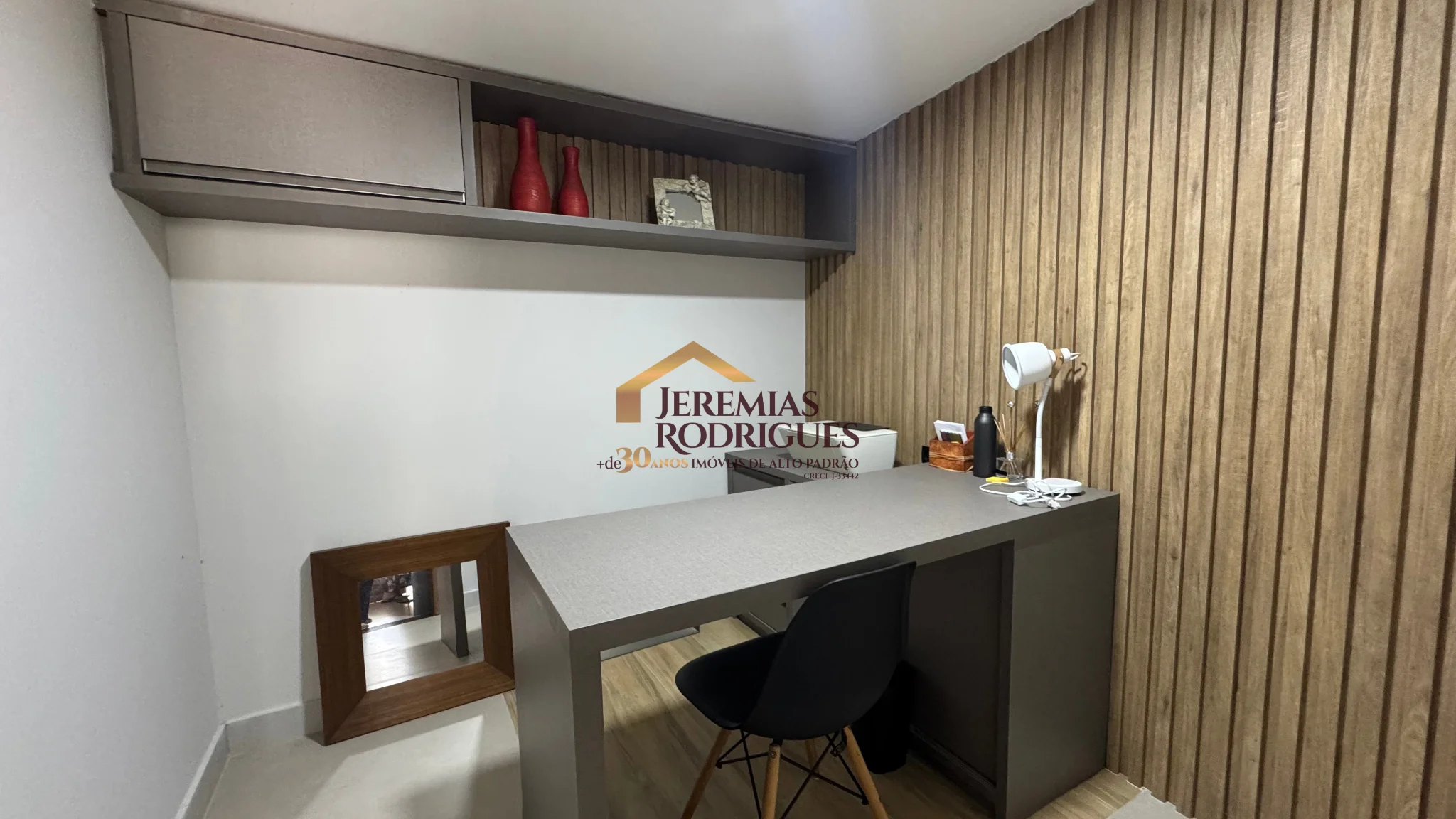 Casa à venda no Condomínio Residencial Tecoara em Taubaté/SP.