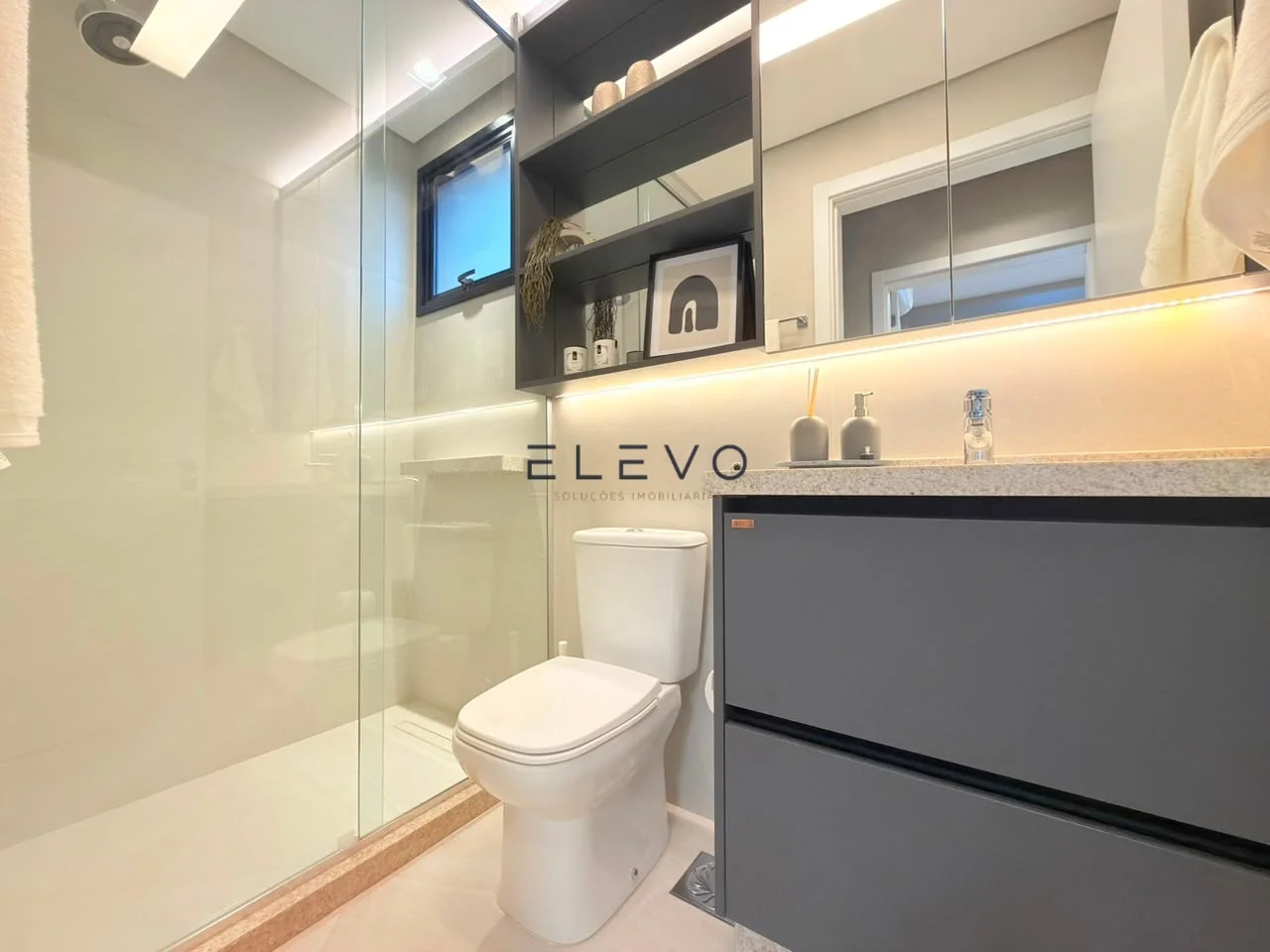 Apartamento à Venda em Maringá com 2 Quartos, Lazer Completo e Próximo à Catedral | Harmony Residence.
