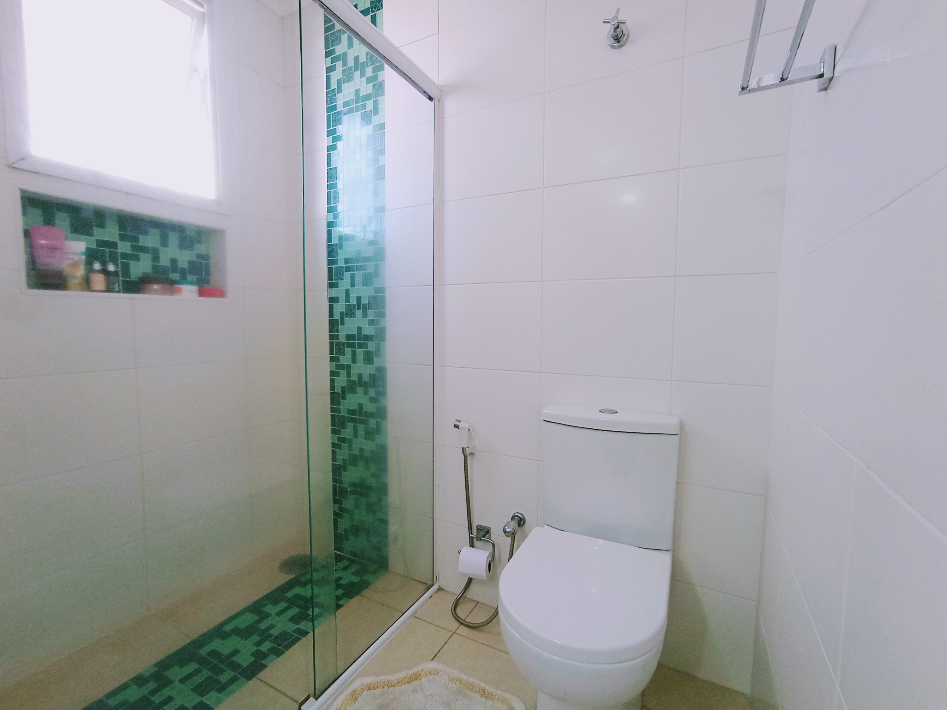 Apartamento à venda com 3 dormitórios, 150 m² no Edifício Jardim das Figueiras em Taubaté/SP