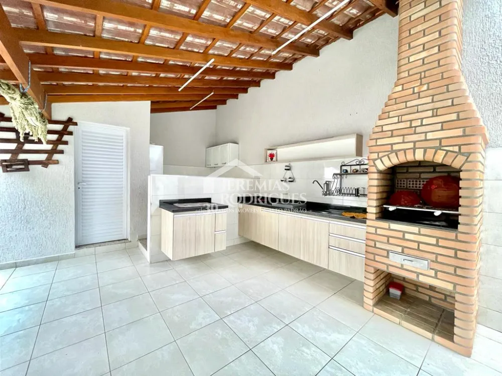 Casa à venda no Condomínio Ouro Ville em Taubaté/SP