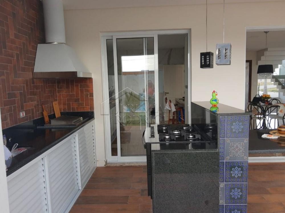 Casa à venda por R$ 1.700.000,00 - Pindamonhangaba/SP
