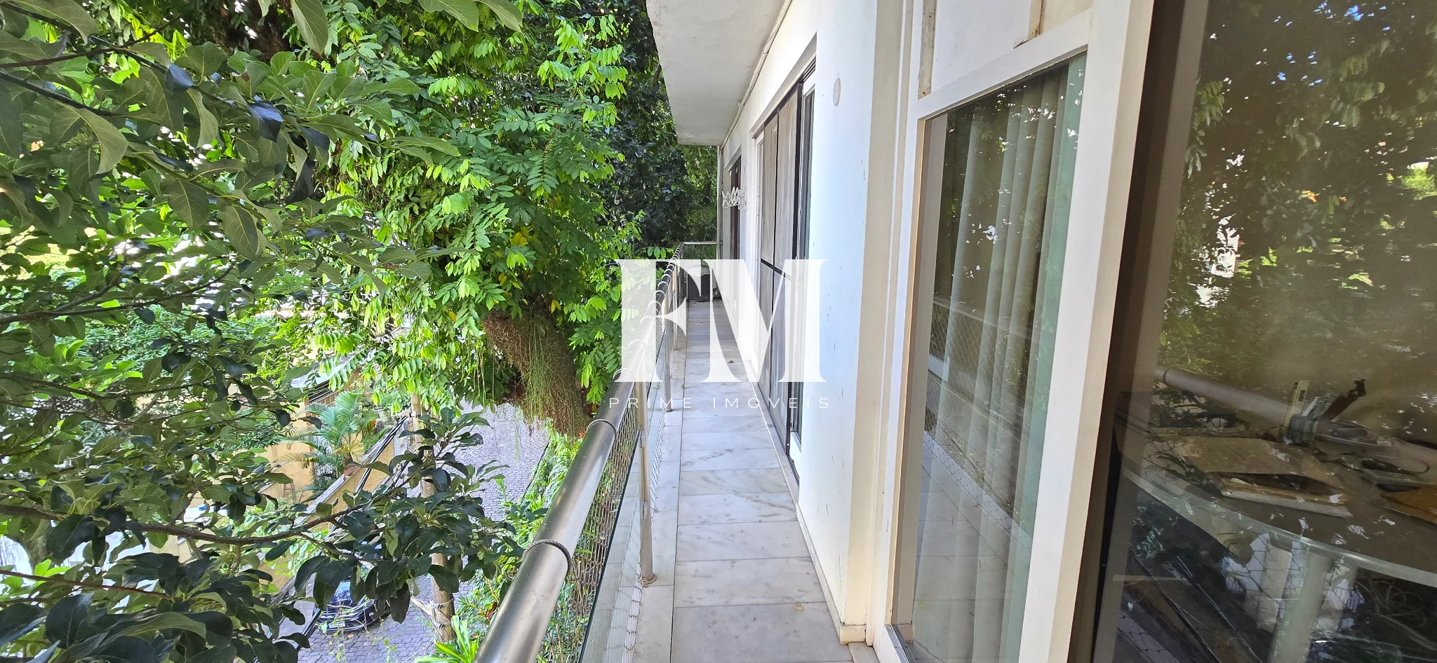 Casa Espetacular a venda na Lagoa | Rua Sacopã | Original 4 Quartos (3 Suítes) | com Piscina e Vista Panorâmica.              e Piscina - foto 49