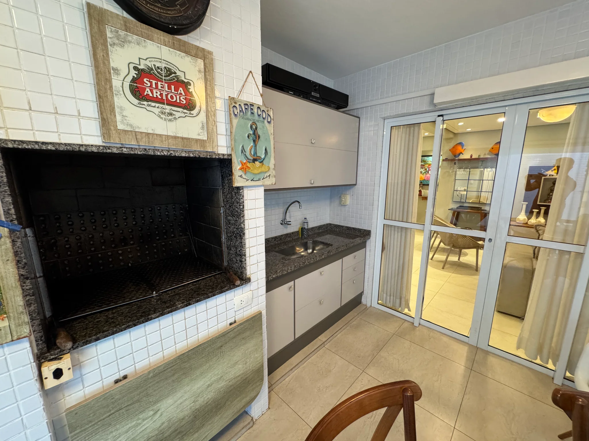 Cobertura à venda com 3 suítes no Condomínio Polignano A Maré em Ubatuba/SP.  