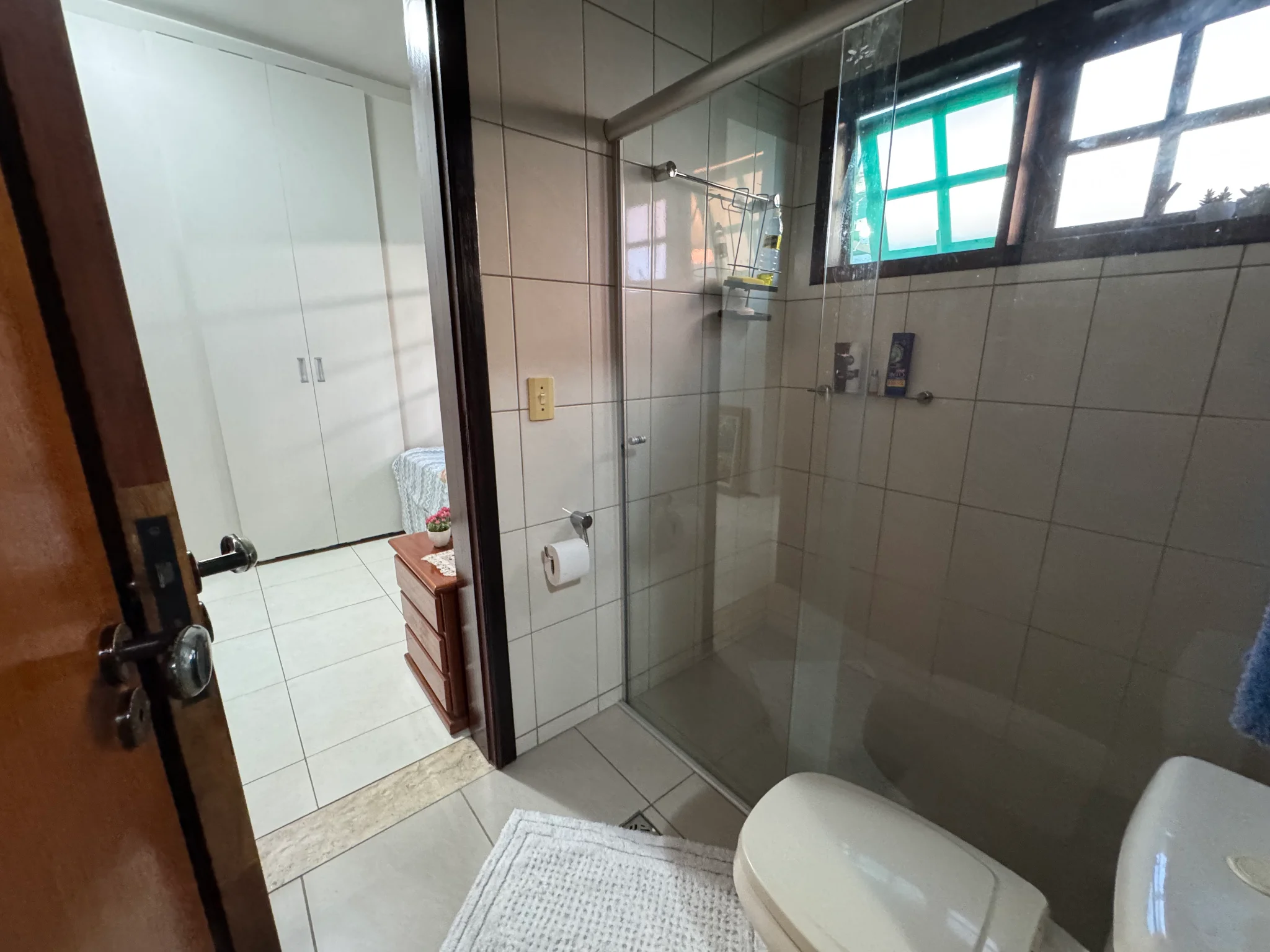 Casa à venda no bairro Jardim Residencial Doutor Lessa em Pindamonhangaba/SP. 