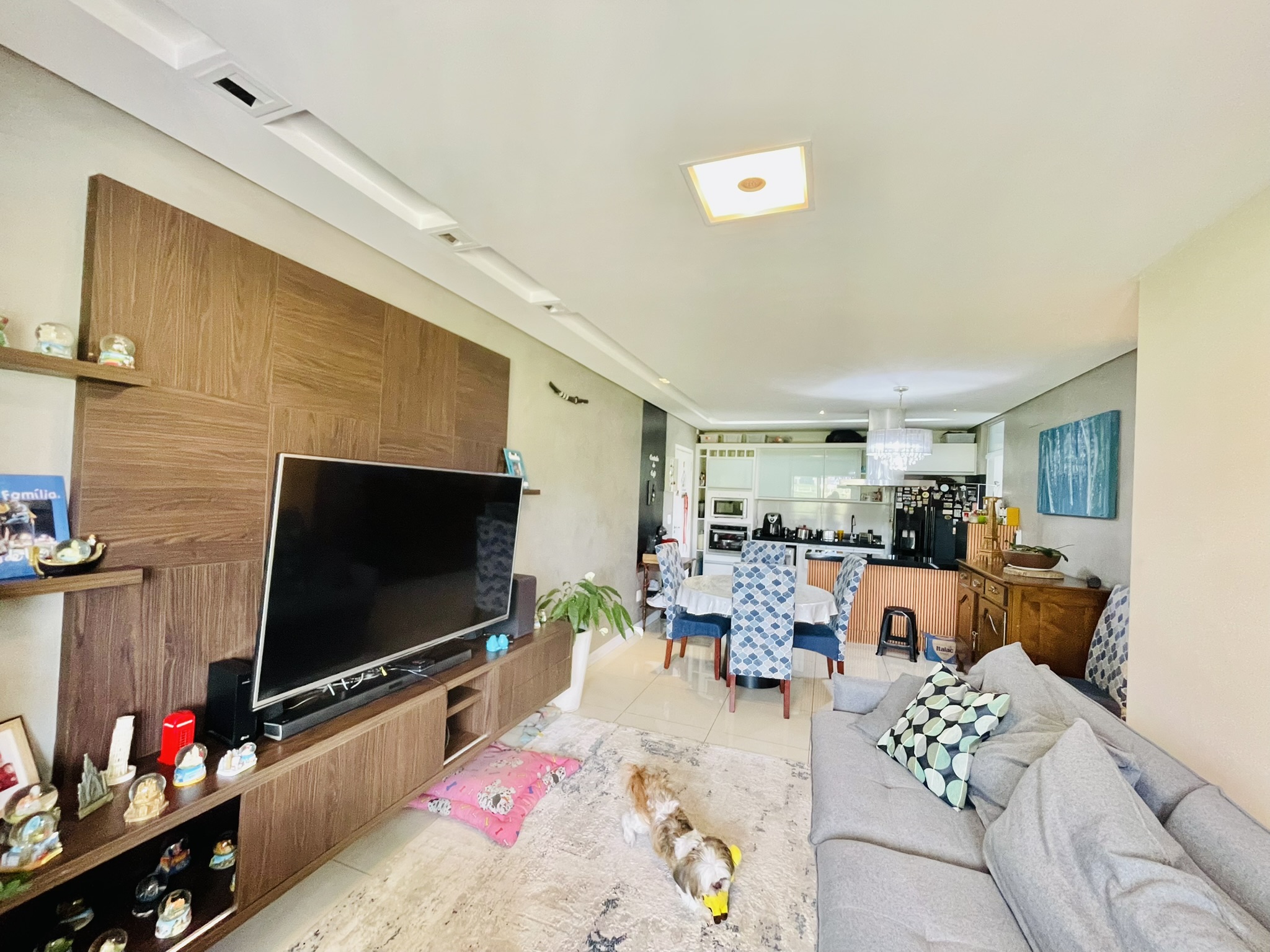 Apartamento à venda com 3 dormitórios, 82 m² no Condomínio Cyan em Taubaté/SP. 
