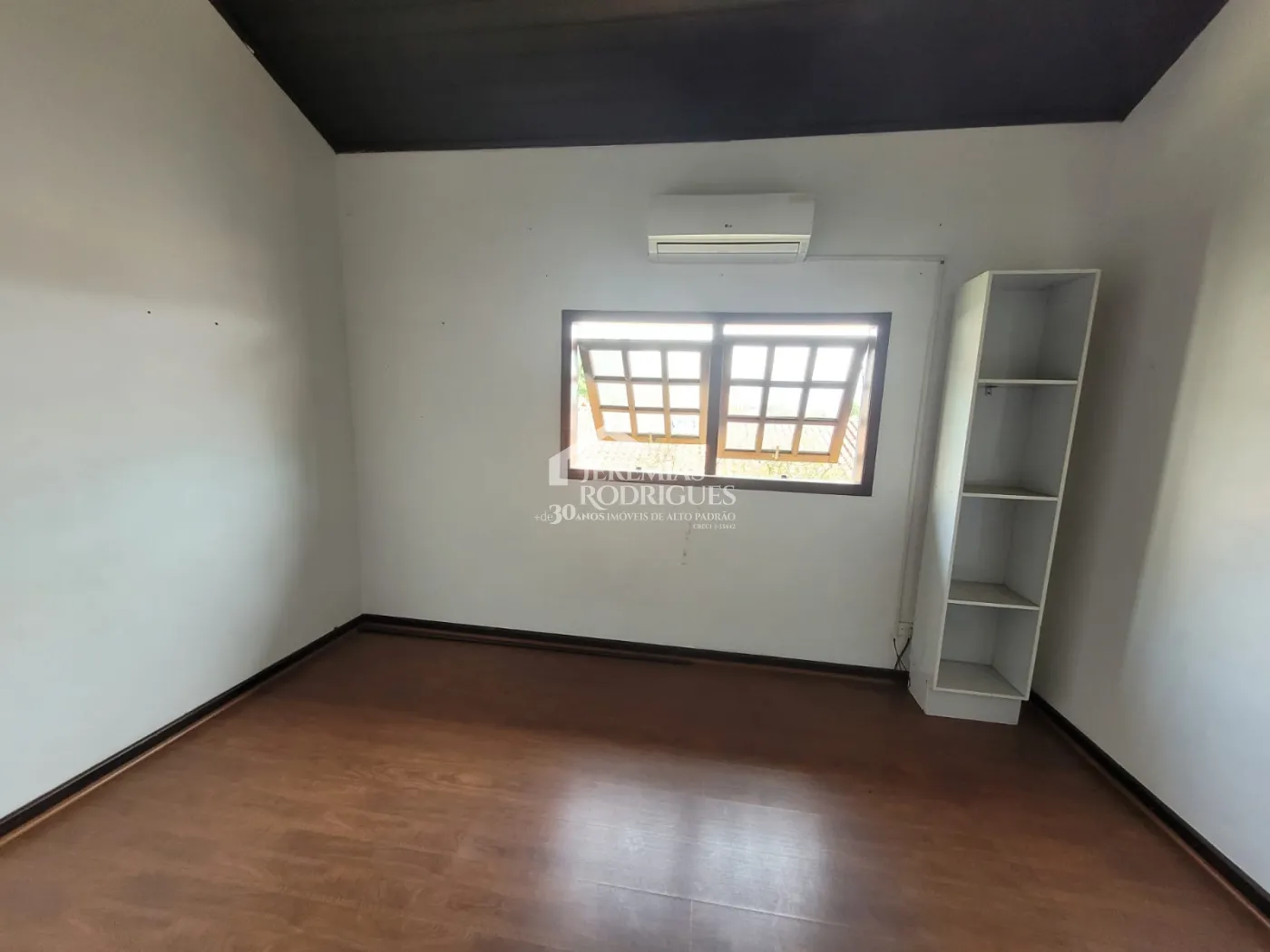 Casa com 3 dormitórios - Nossa Senhora do Perpétuo Socorro - Pindamonhangaba/SP