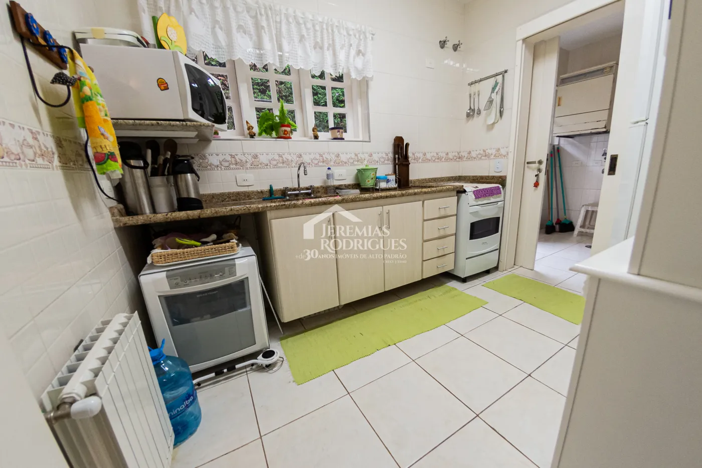 Casa com 7 dormitórios, 350 m² - Condomínio Aldeia Austríaca - Campos Jordão/SP