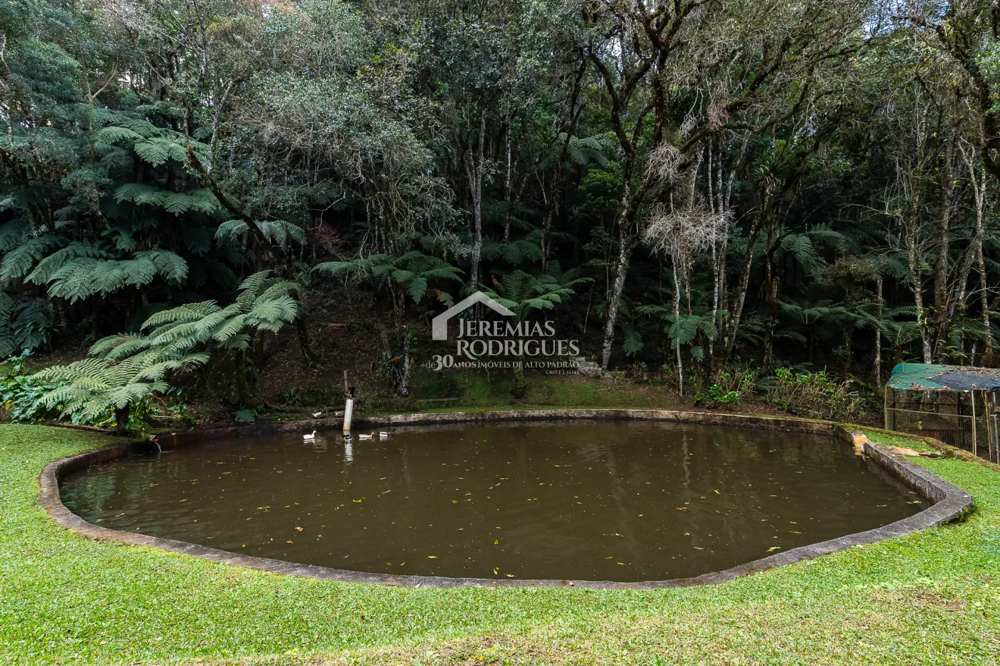 Casa com 7 suítes, 770 m² - Pedra do Fogo - Campos do Jordão/SP.