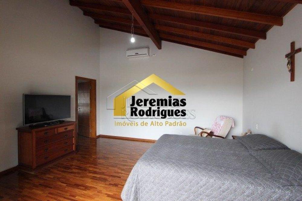 Casa à venda com 3 dormitórios no Condomínio San Marco em Taubaté/SP