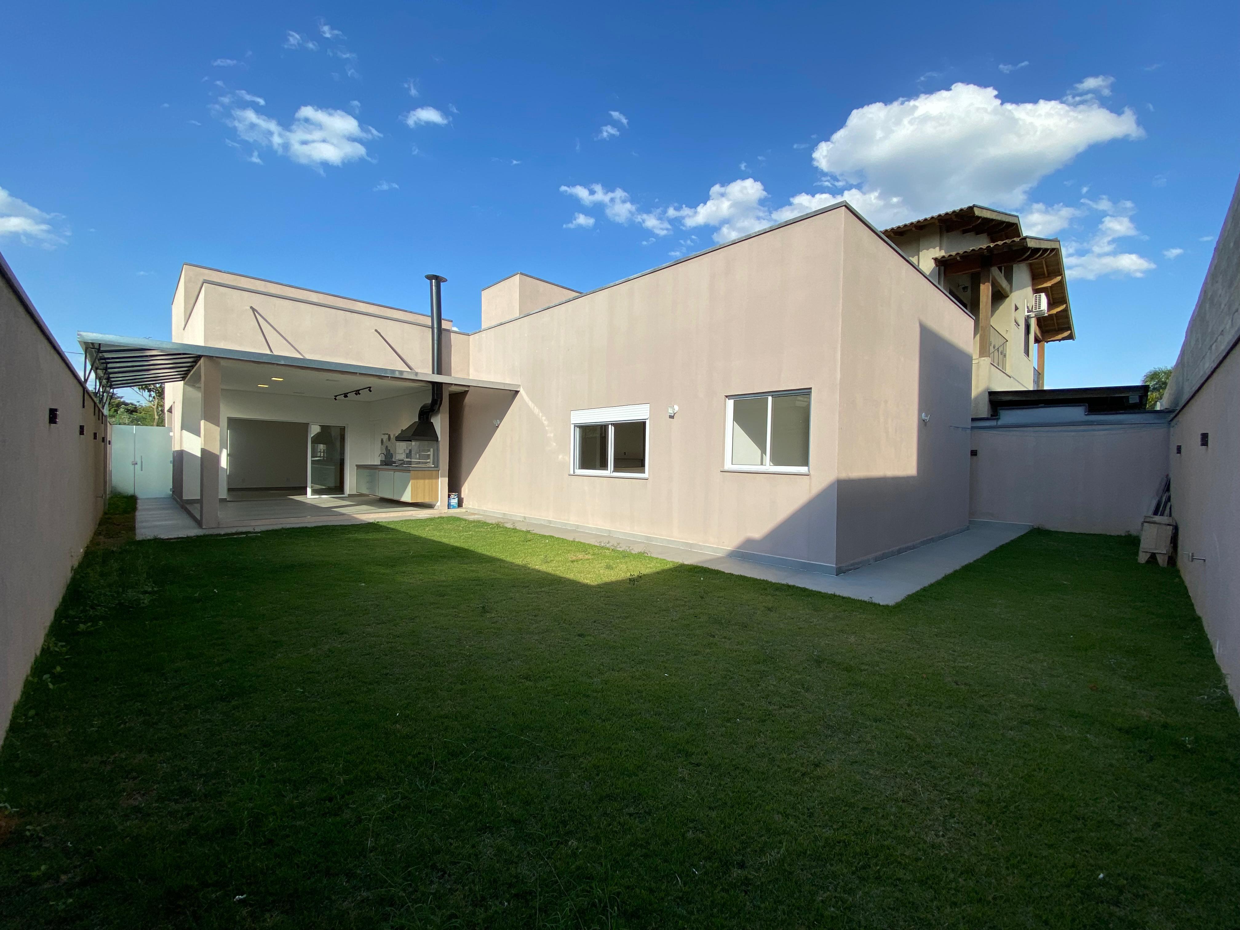 Casa para venda com 3 suítes no Condomínio Village Splendore em Pindamonhangaba/SP