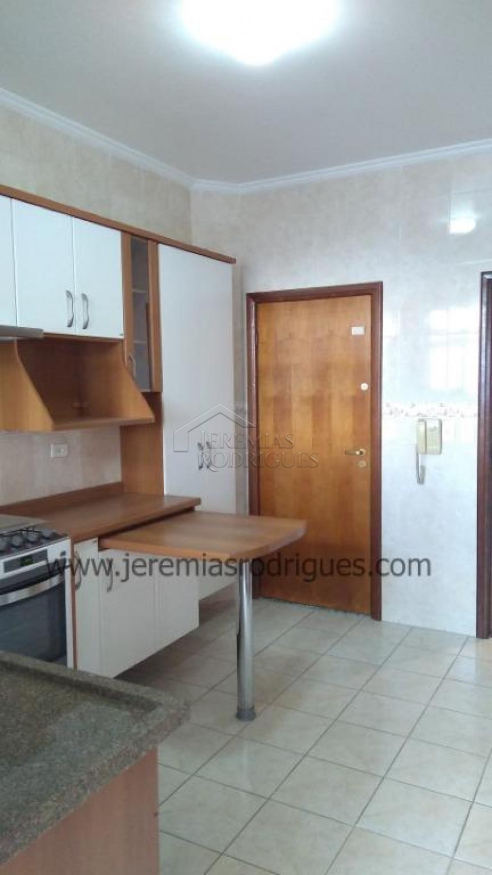 Apartamento à venda com 3 dormitórios, 146 m² no Edifício Olímpia em Taubaté/SP. 