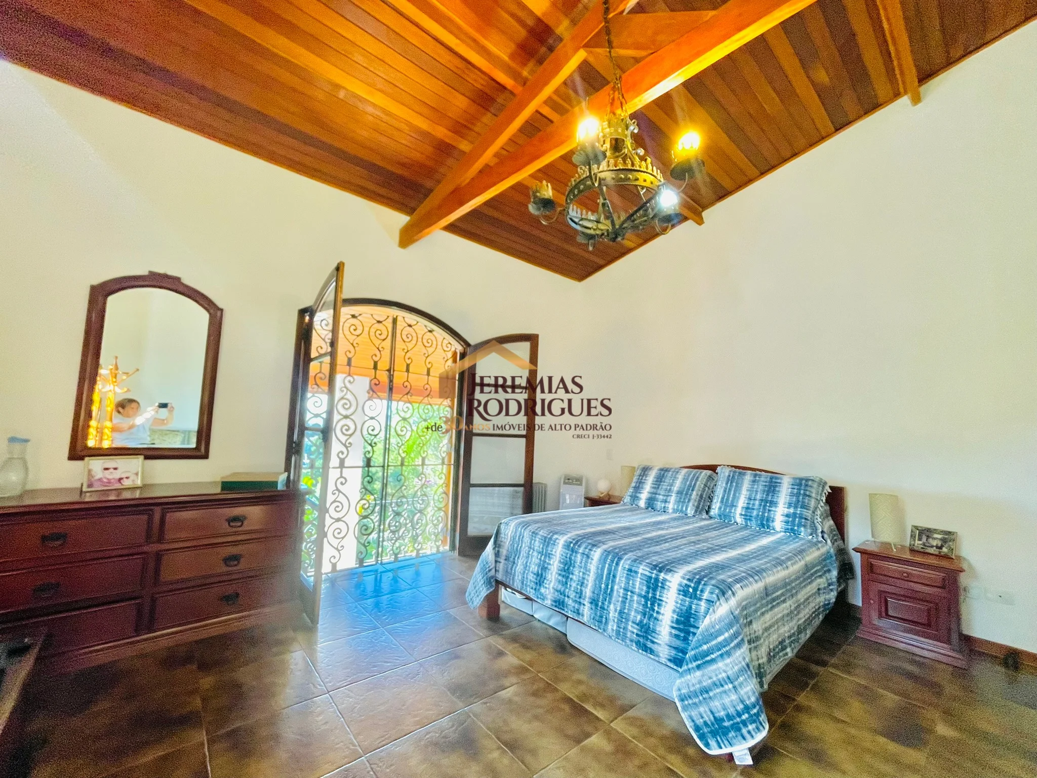 Casa à venda no Condomínio Chácaras Cataguá em Taubaté/SP. — foto 27