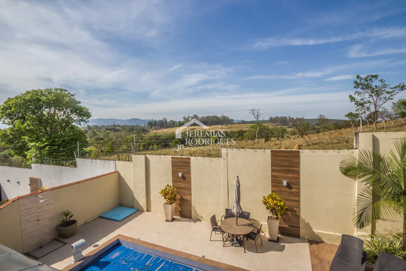 Casa com 4 dormitórios, 295 m² - Condomínio Reserva dos Lagos - Pindamonhangaba/SP