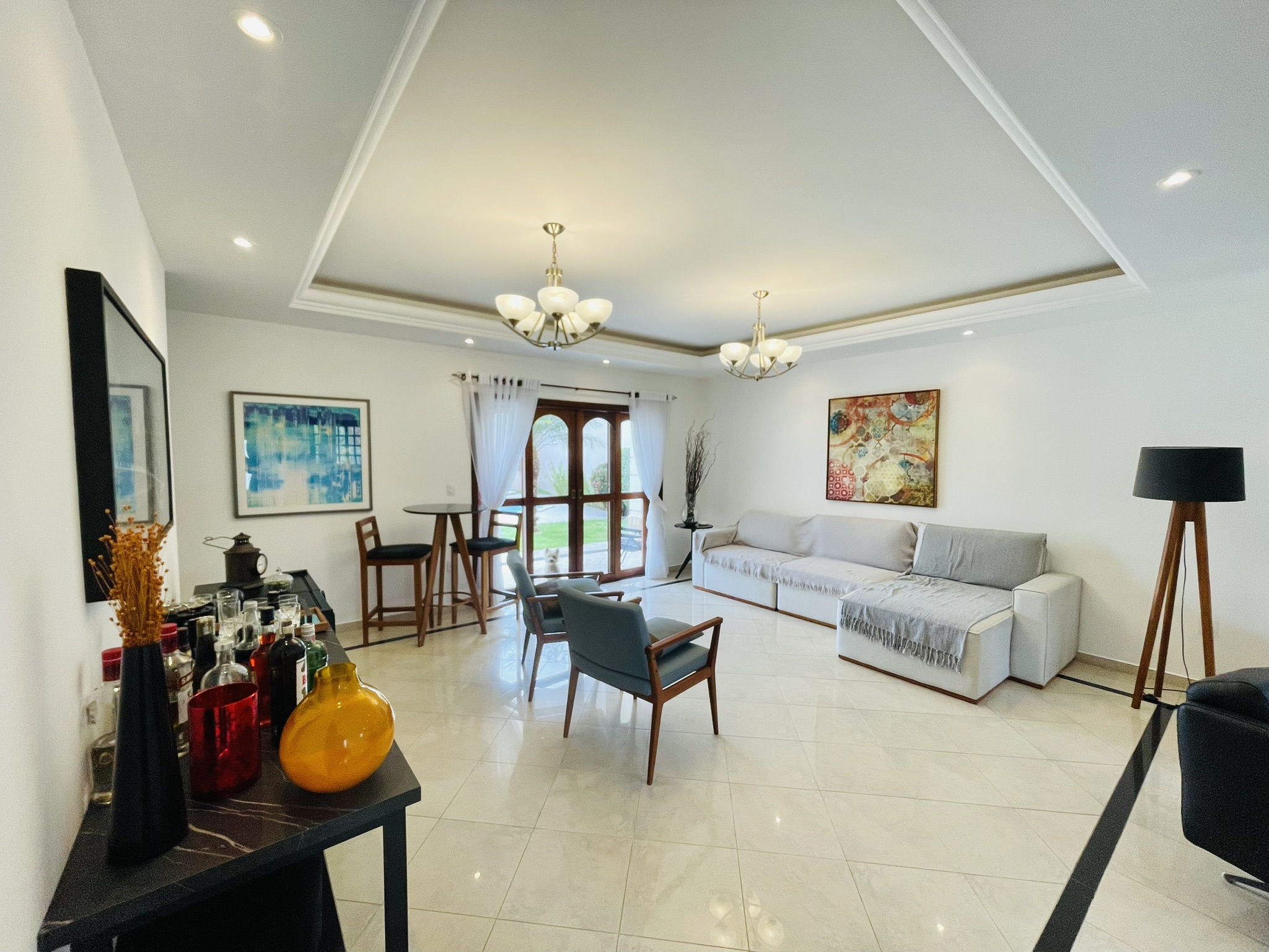 Casa para venda e locação com 4 dormitórios no Condomínio Taubaté Village em Taubaté/SP