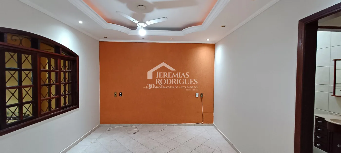 Casa com 4 dormitórios, 250 m² - Vila Rica - Pindamonhangaba/SP
