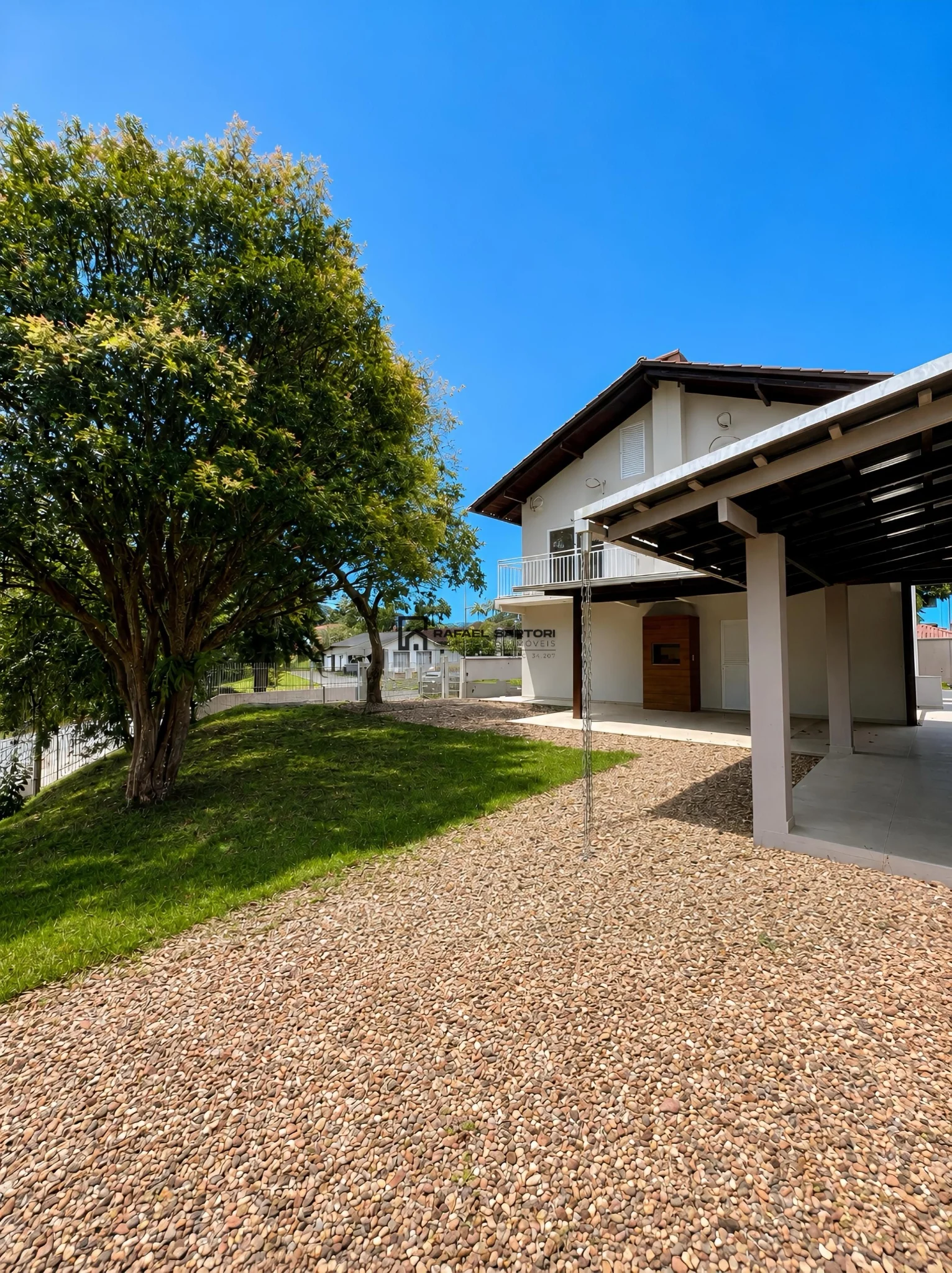 CASA AMPLA NO BAIRRO VIEIRA