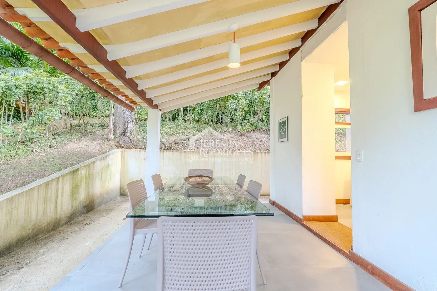 Fazenda à venda com 3.389.000,00 m² em Piraí/RJ.