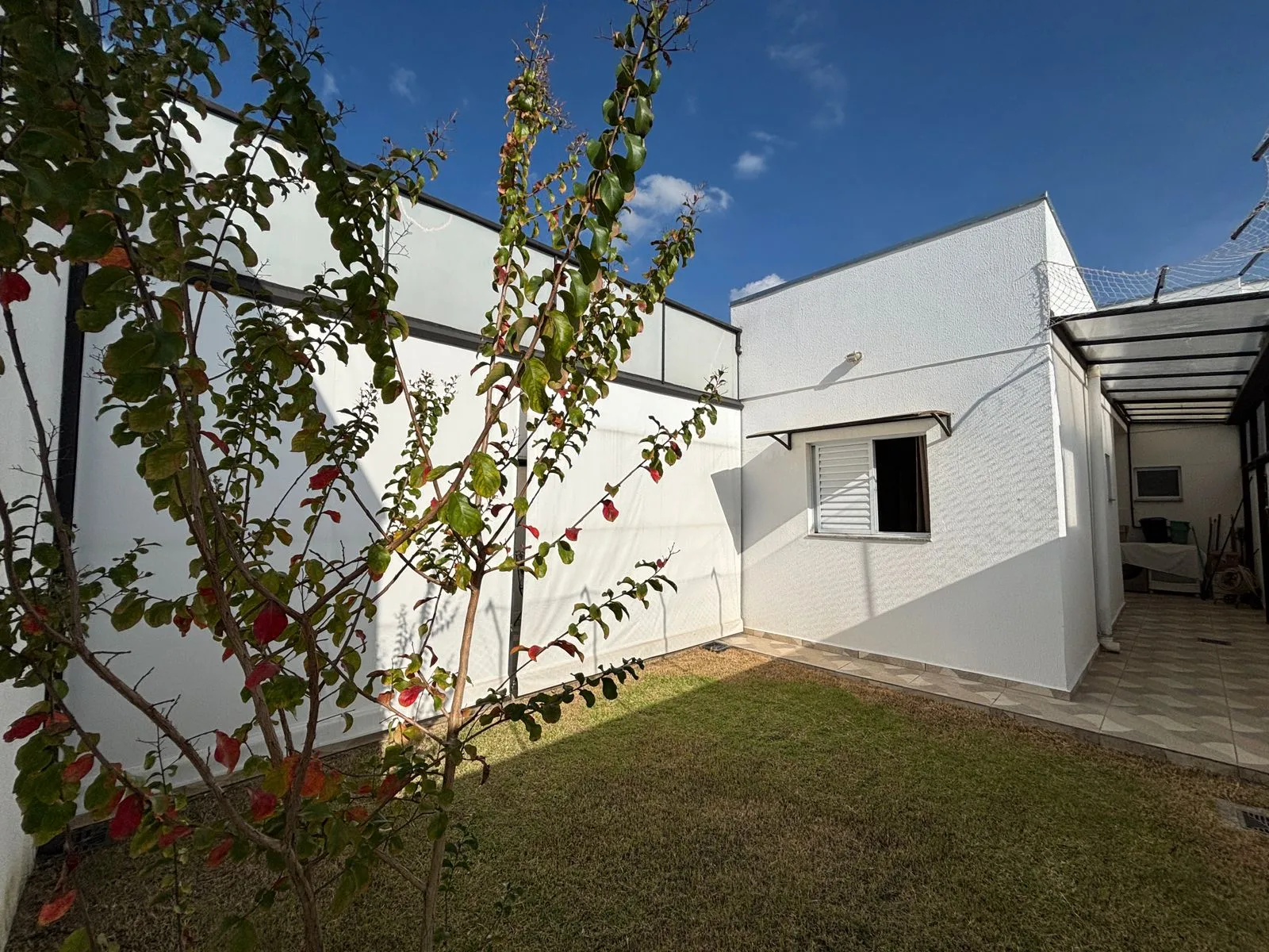 Casa à venda no Condomínio Península – 3 quartos, suíte, lazer completo | Pindamonhangaba