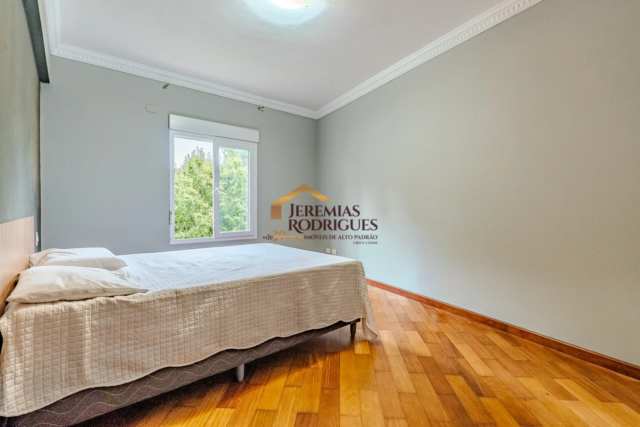 Apartamento à venda no Condomínio Chateau Du Loire em Campos do Jordão/SP. — foto 11
